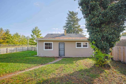 Tiny photo for 255 N Edison Avenue, South Bend, IN 46619 (MLS # 202644891)
