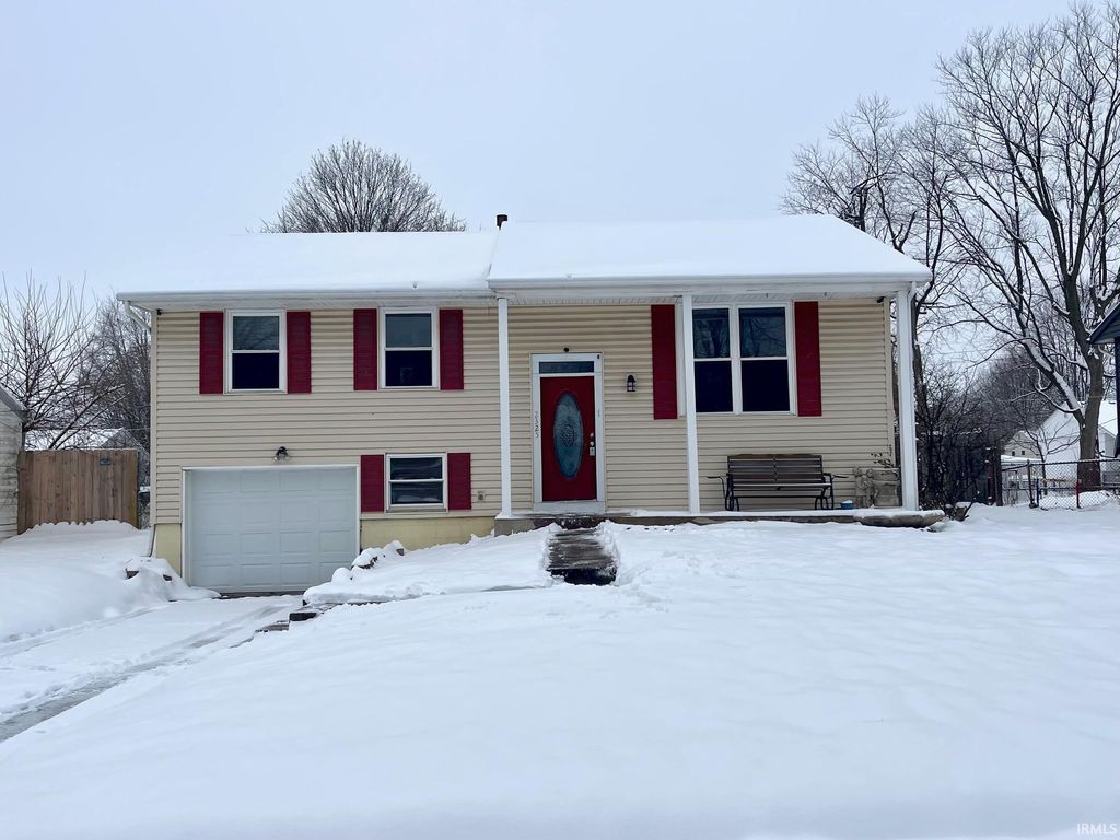 Photo of 2325 Balmoral Boulevard, Kokomo, IN 46902 (MLS # 202548200)