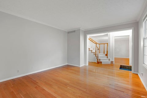 Tiny photo for 707 Emerald Drive, Lafayette, IN 47905 (MLS # 202636472)