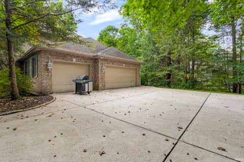 Tiny photo for 707 Emerald Drive, Lafayette, IN 47905 (MLS # 202636472)