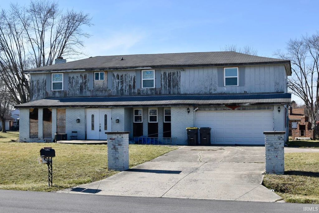 Photo of 4349 Alhambra Drive, Anderson, IN 46013 (MLS # 202604646)