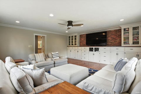Tiny photo for 818 Sunrise Avenue, Lafayette, IN 47904 (MLS # 202642736)
