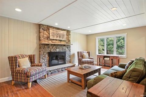 Tiny photo for 818 Sunrise Avenue, Lafayette, IN 47904 (MLS # 202642736)