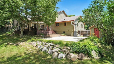 Tiny photo for 818 Sunrise Avenue, Lafayette, IN 47904 (MLS # 202642736)