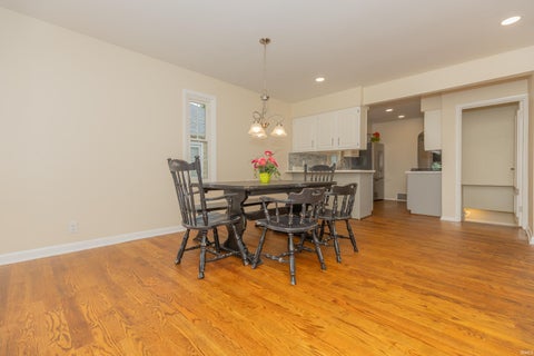 Tiny photo for 4904 Conlin Avenue, Evansville, IN 47715 (MLS # 202624387)
