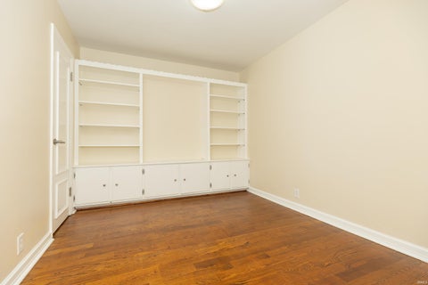 Tiny photo for 4904 Conlin Avenue, Evansville, IN 47715 (MLS # 202624387)