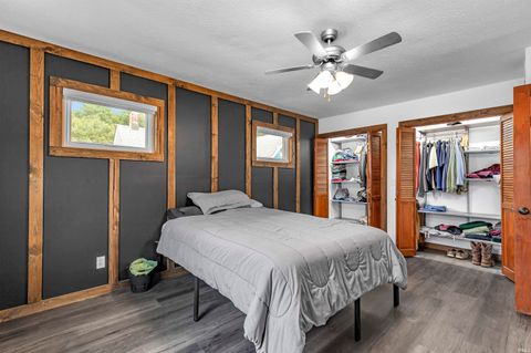 Tiny photo for 705 S Wood Street, Brookston, IN 47923 (MLS # 202537110)