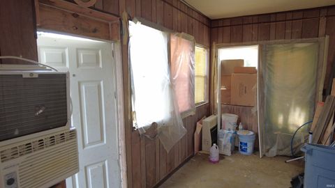 Tiny photo for 317 N Market Street, Delphi, IN 46923 (MLS # 202527579)