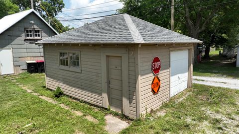 Tiny photo for 317 N Market Street, Delphi, IN 46923 (MLS # 202527579)