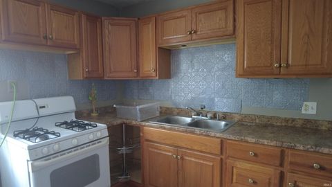 Tiny photo for 317 N Market Street, Delphi, IN 46923 (MLS # 202527579)