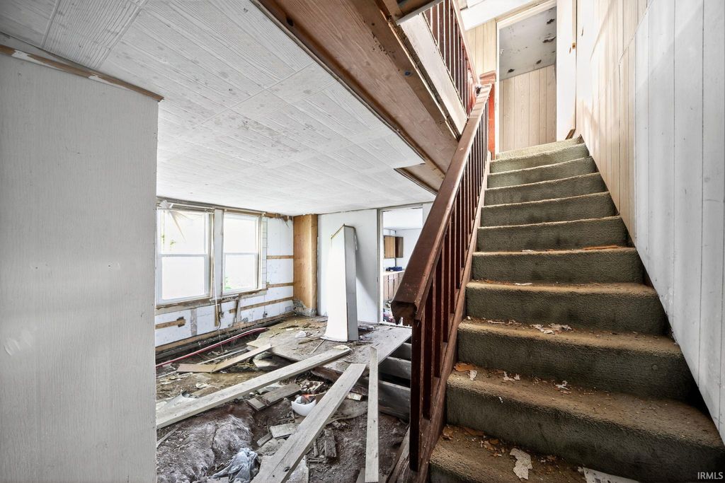 Photo of 419 Sunnyside Avenue, Aurora, IN 47001 (MLS # 202540985)