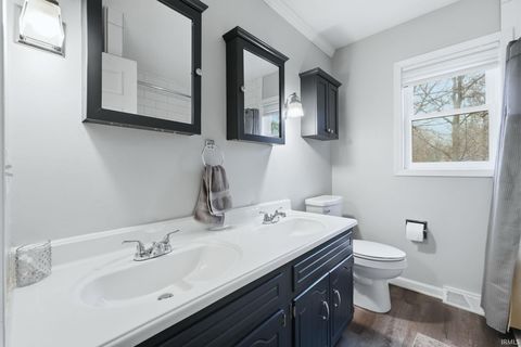 Tiny photo for 8121 Roanoke Drive, Fort Wayne, IN 46835 (MLS # 202612523)