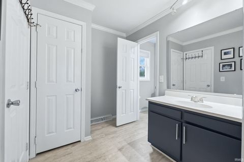 Tiny photo for 8121 Roanoke Drive, Fort Wayne, IN 46835 (MLS # 202612523)