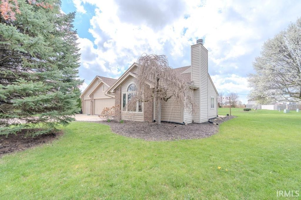 Photo of 14831 Bitternut Lane, Fort Wayne, IN 46814 (MLS # 202611695)