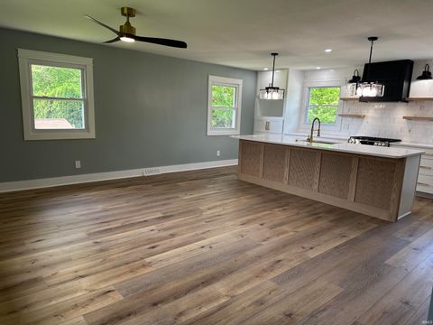Tiny photo for 1756 S Riverview Road Road, Peru, IN 46970 (MLS # 202617777)