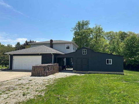 Tiny photo for 1756 S Riverview Road Road, Peru, IN 46970 (MLS # 202617777)