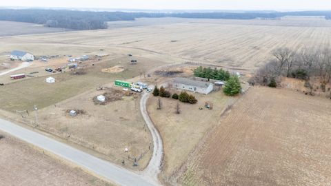 Tiny photo for 8761 N 1300 E, Burnettsville, IN 47926 (MLS # 202600942)