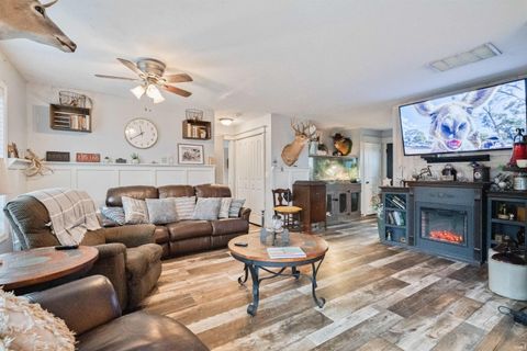 Tiny photo for 8761 N 1300 E, Burnettsville, IN 47926 (MLS # 202600942)