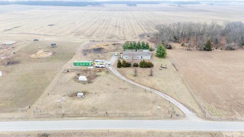 Tiny photo for 8761 N 1300 E, Burnettsville, IN 47926 (MLS # 202600942)