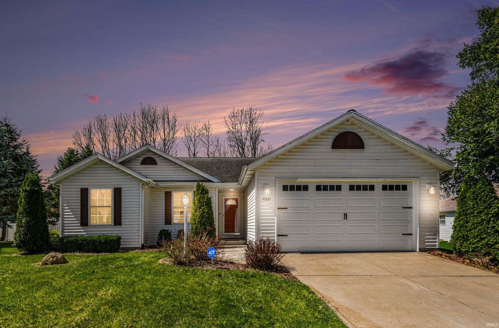 Photo of 55355 Suncrest Drive, New Carlisle, IN 46552 (MLS # 202611900)