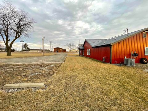 Tiny photo for 1870 -1890 SW Hoosier Boulevard, Peru, IN 46970 (MLS # 202506558)