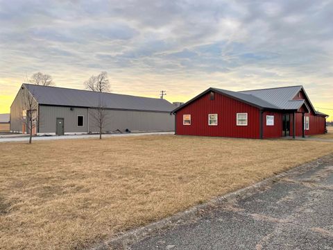 Photo of 1870 -1890 SW Hoosier Boulevard, Peru, IN 46970 (MLS # 202506558)