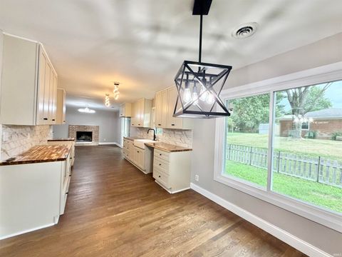 Tiny photo for 800 Upland Drive, Logansport, IN 46947 (MLS # 202628995)