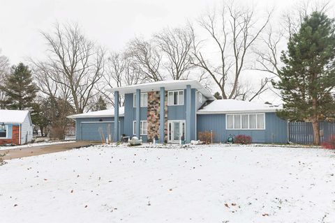 Photo of 6244 Regent Court, South Bend, IN 46614 (MLS # 202547571)