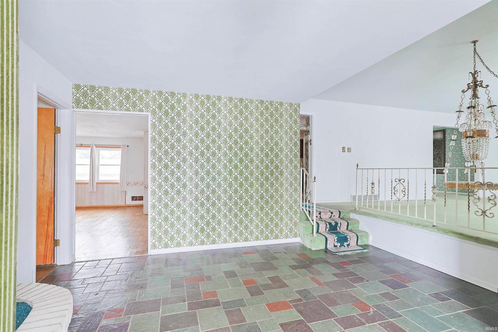 Photo of 6244 Regent Court, South Bend, IN 46614 (MLS # 202547571)