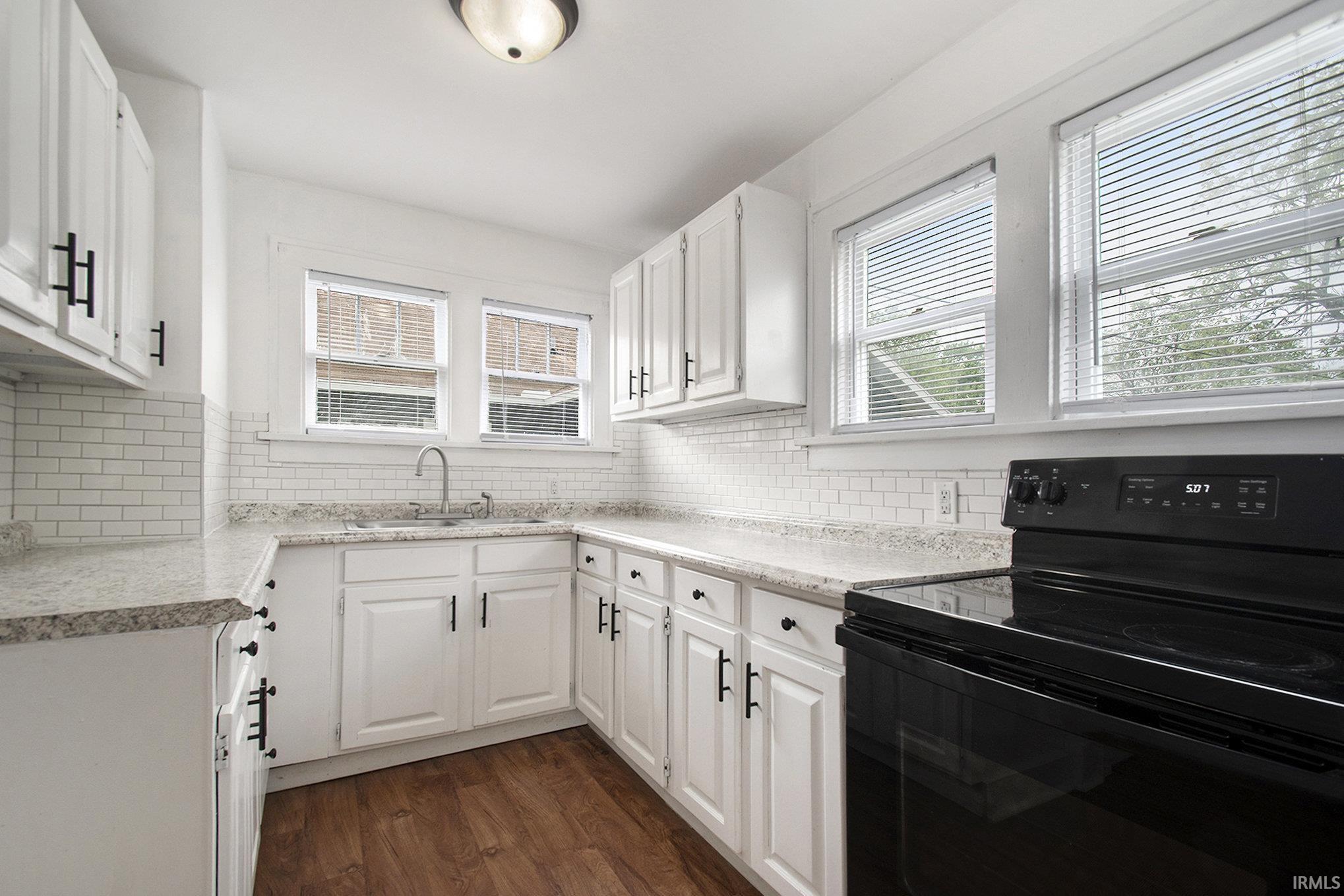 South Bend, Indiana 46614, United States, 3 Bedrooms Bedrooms, ,1 BathroomBathrooms,Residential,Active,132302