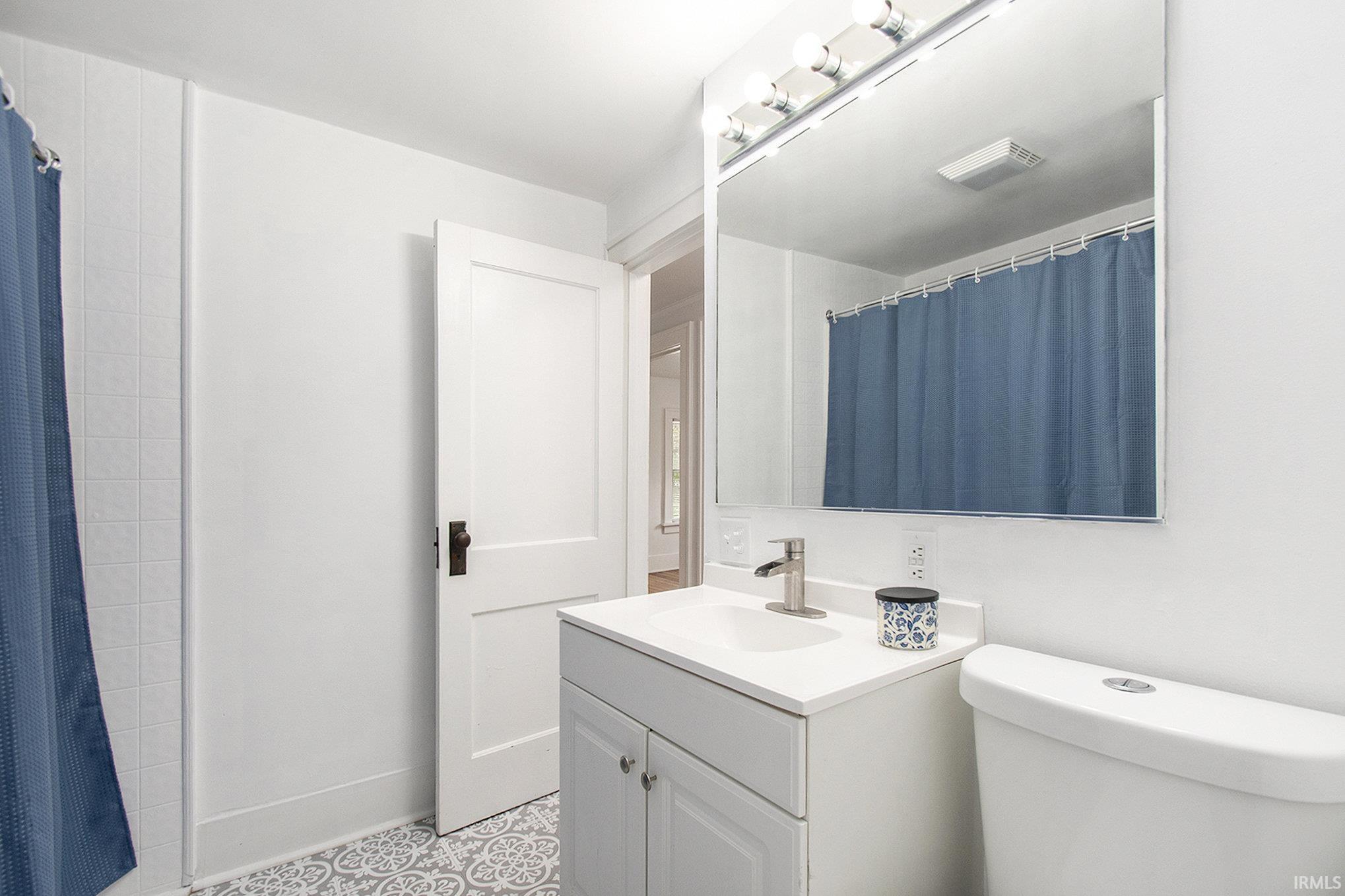 South Bend, Indiana 46614, United States, 3 Bedrooms Bedrooms, ,1 BathroomBathrooms,Residential,Active,132302