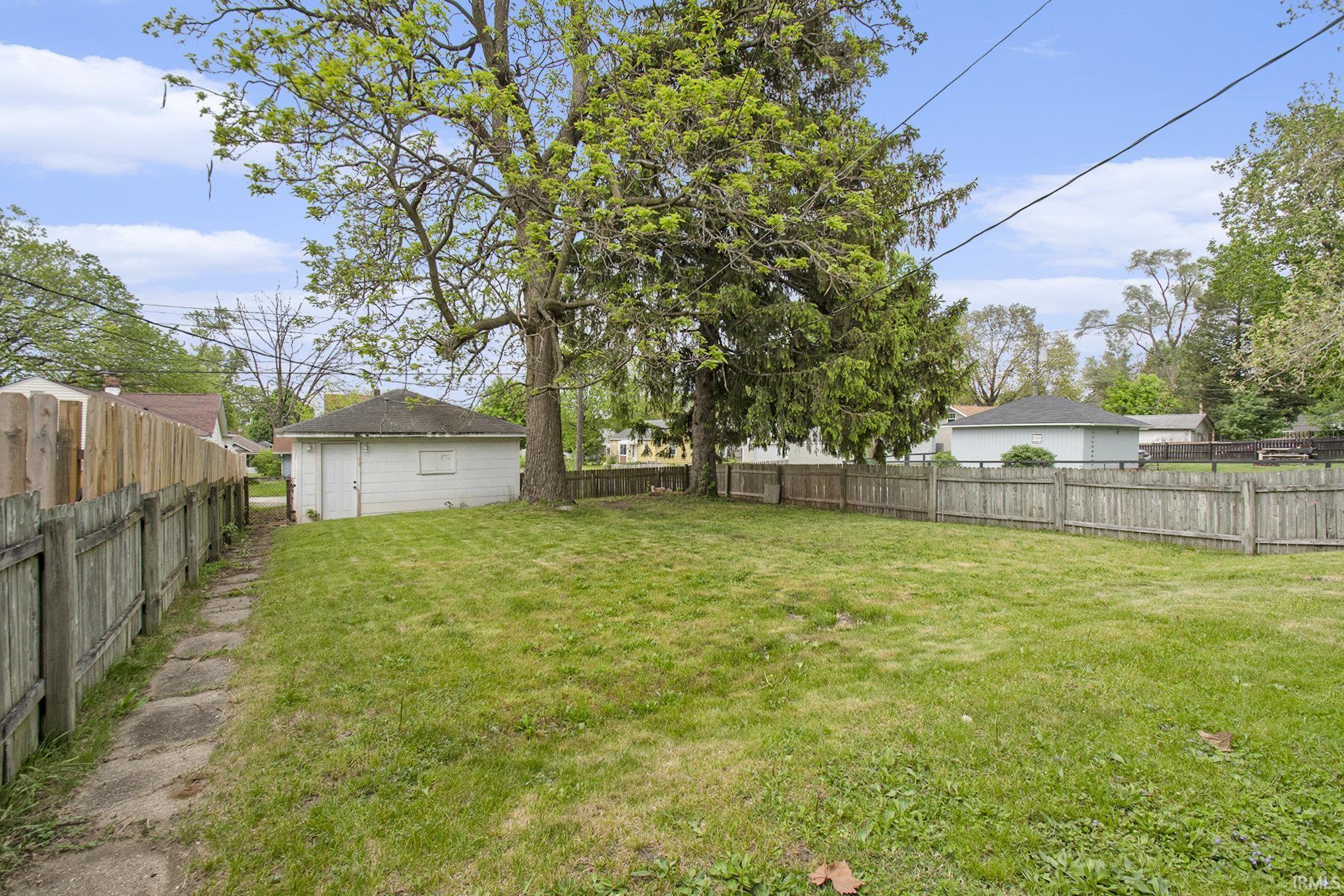 South Bend, Indiana 46614, United States, 3 Bedrooms Bedrooms, ,1 BathroomBathrooms,Residential,Active,132302