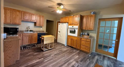 Tiny photo for 519 E Franklin Street, Delphi, IN 46923 (MLS # 202604953)