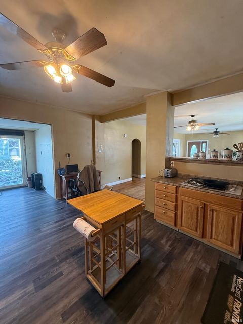 Tiny photo for 519 E Franklin Street, Delphi, IN 46923 (MLS # 202604953)