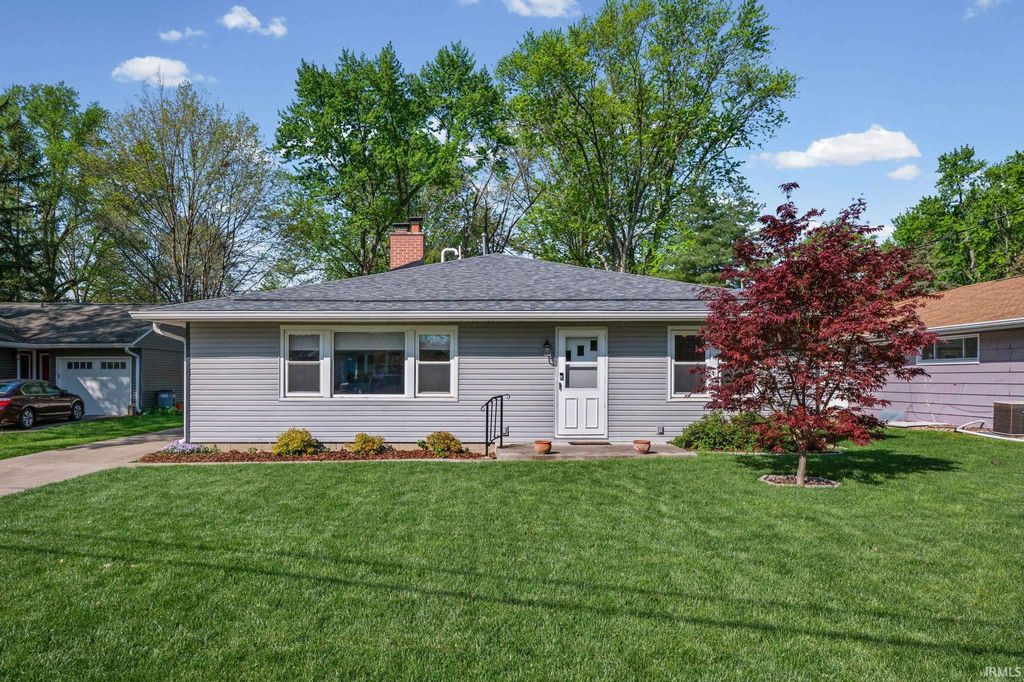 Photo of 1713 Maywood Drive, West Lafayette, IN 47906 (MLS # 202614473)