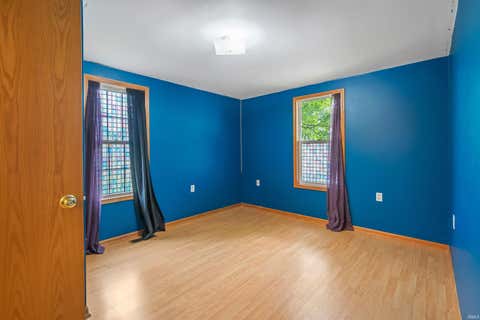 Tiny photo for 915 N Courtland Avenue, Kokomo, IN 46901 (MLS # 202630860)