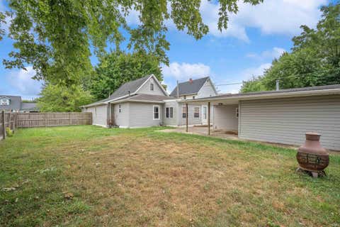 Tiny photo for 915 N Courtland Avenue, Kokomo, IN 46901 (MLS # 202630860)