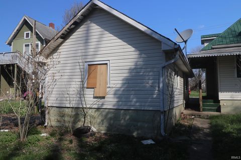 Tiny photo for 405 SW 3rd Street, Loogootee, IN 47553 (MLS # 202609475)