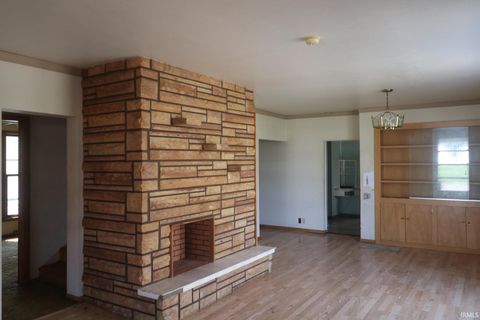 Tiny photo for 405 SW 3rd Street, Loogootee, IN 47553 (MLS # 202609475)