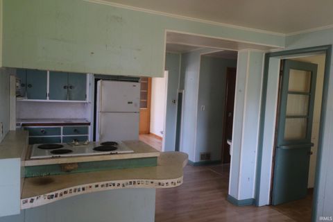 Tiny photo for 405 SW 3rd Street, Loogootee, IN 47553 (MLS # 202609475)