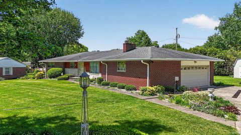 Tiny photo for 2429 Melody Lane, Anderson, IN 46012 (MLS # 202618080)