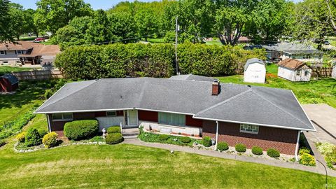 Tiny photo for 2429 Melody Lane, Anderson, IN 46012 (MLS # 202618080)