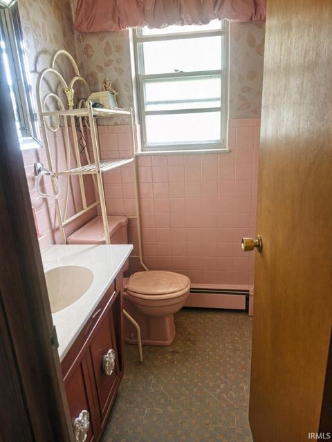 Tiny photo for 2429 Melody Lane, Anderson, IN 46012 (MLS # 202618080)