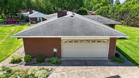 Tiny photo for 2429 Melody Lane, Anderson, IN 46012 (MLS # 202618080)