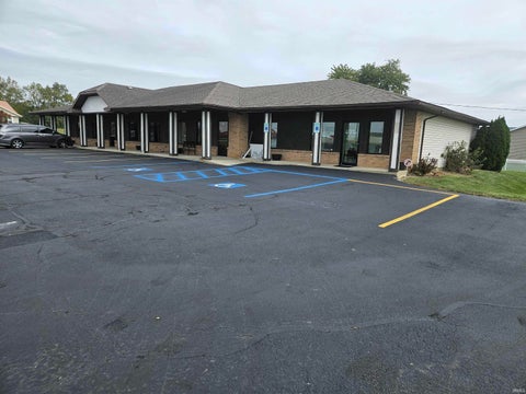 Photo of 426 Windridge Dr. Highway, Berne, IN 46711 (MLS # 202643715)