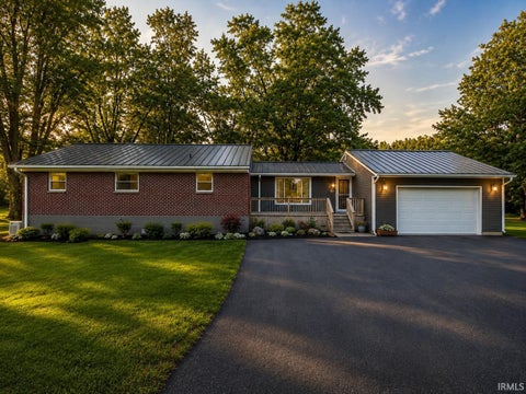 Photo of 3003 Pottawatomie Road, Logansport, IN 46947 (MLS # 202631754)