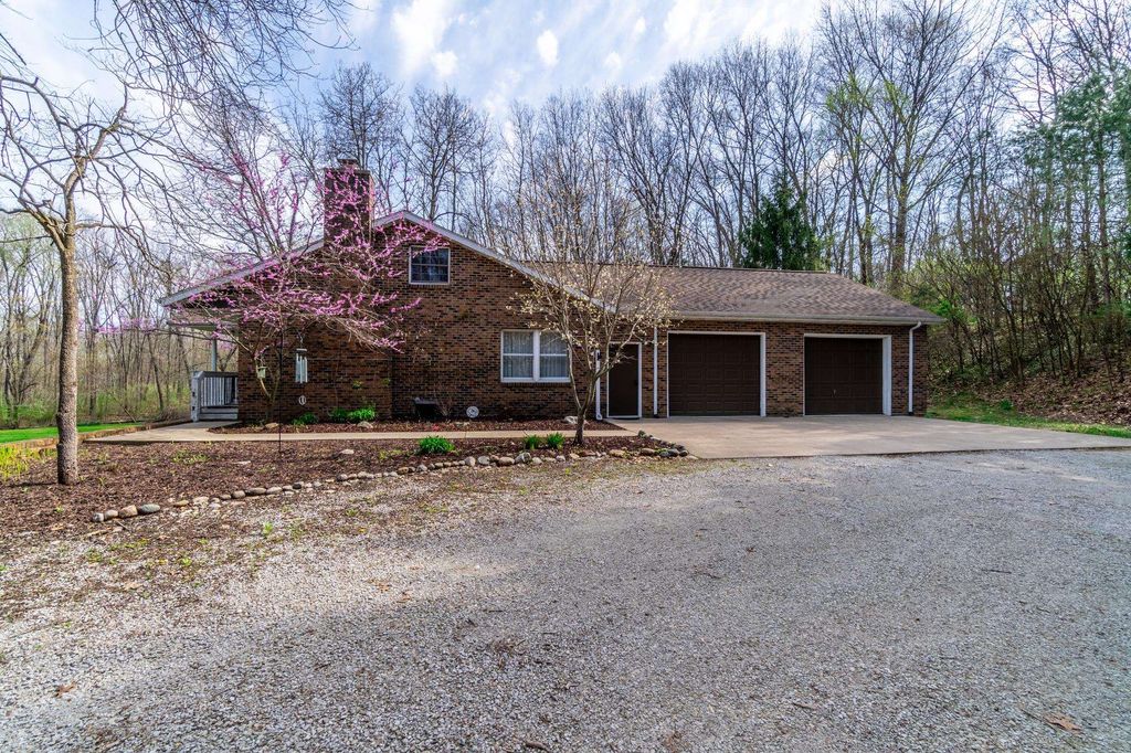 Photo of 3600 N 300 W, Angola, IN 46703 (MLS # 202607916)