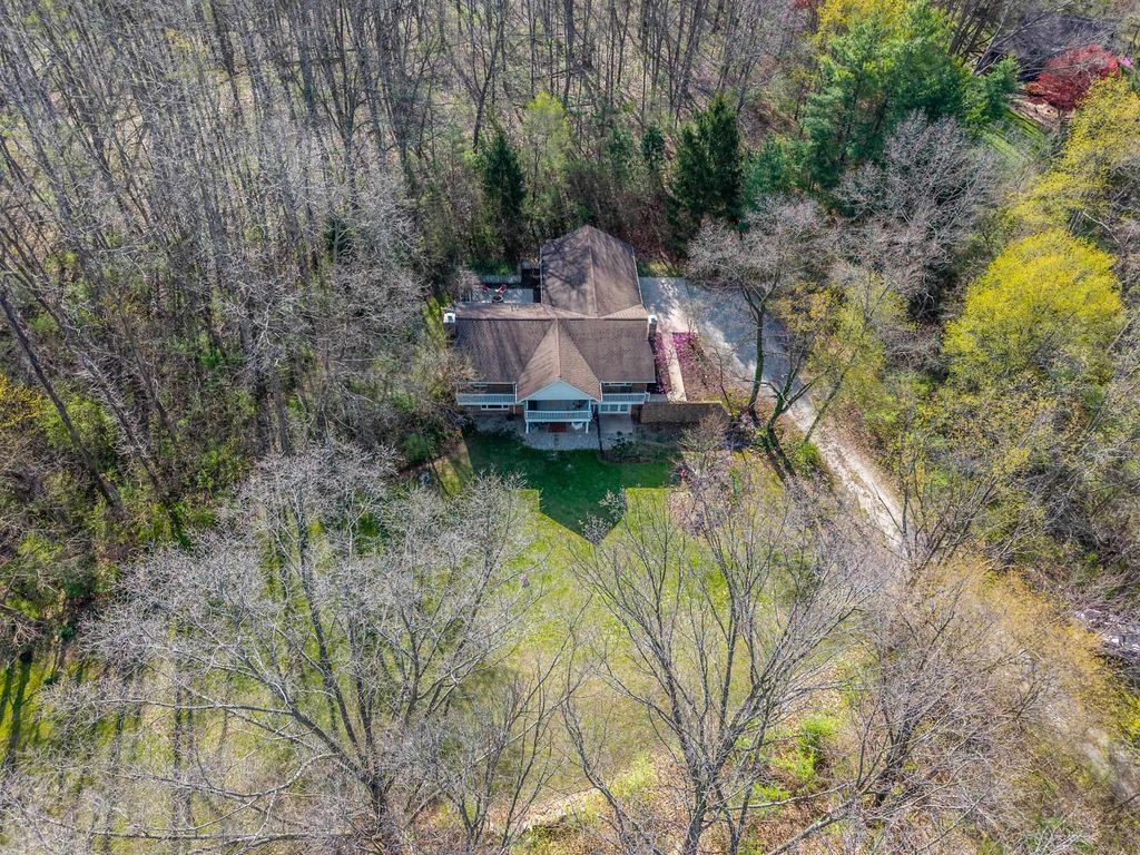 Photo of 3600 N 300 W, Angola, IN 46703 (MLS # 202607916)