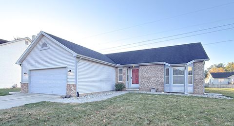 Tiny photo for 26 Haymarket Way, Lafayette, IN 47905 (MLS # 202544045)