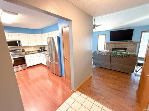 Tiny photo for 26 Haymarket Way, Lafayette, IN 47905 (MLS # 202544045)